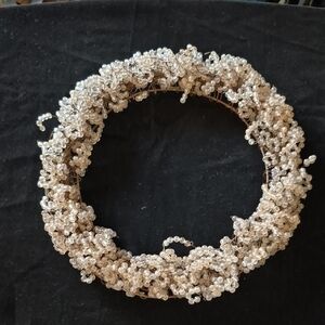 Glass Bead Wreath – Pearl Cluster Decorative Accent